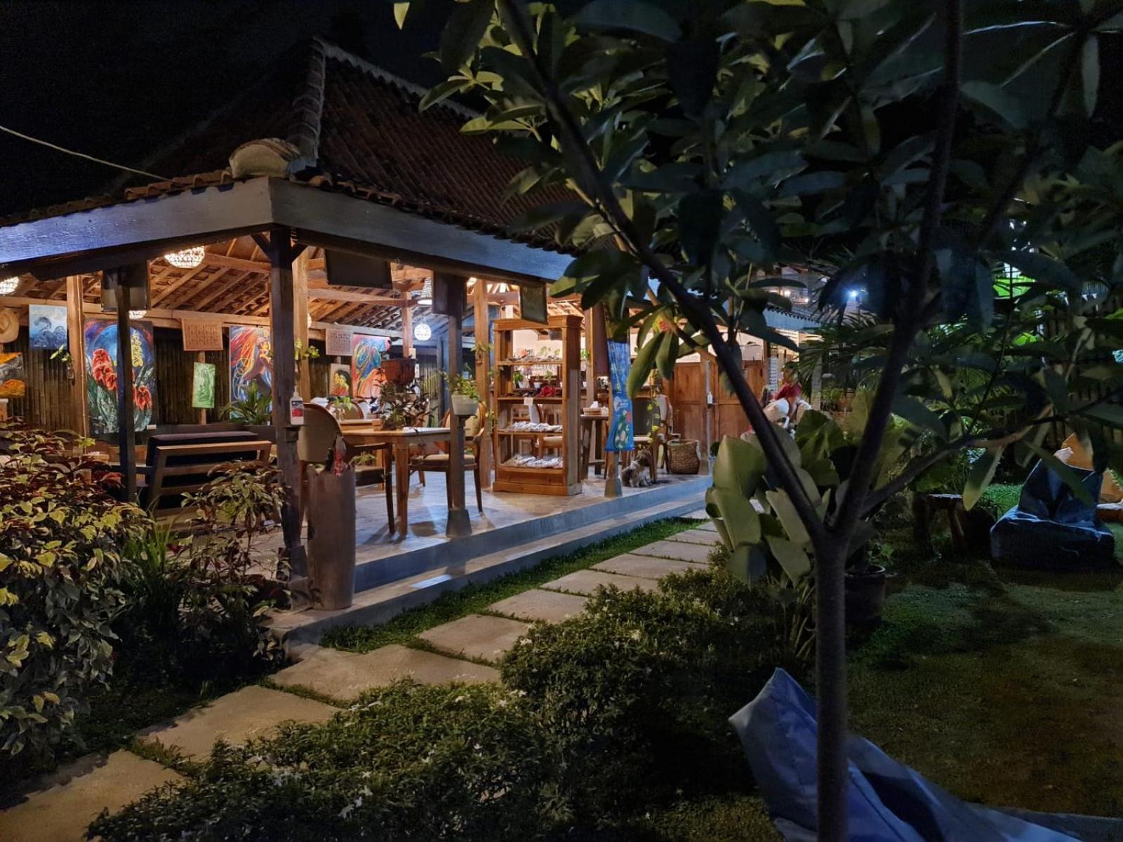Villa Kayu Yogyakarta&Bungallow Esterno foto